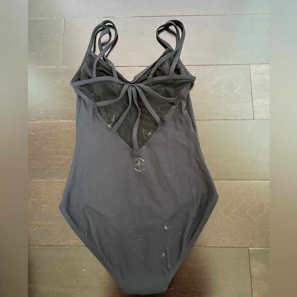 🖤Wear Moi black leotard🖤 - Picture 2 of 4